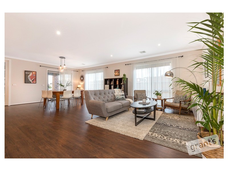 23 Pioneer Way, Officer VIC 3809