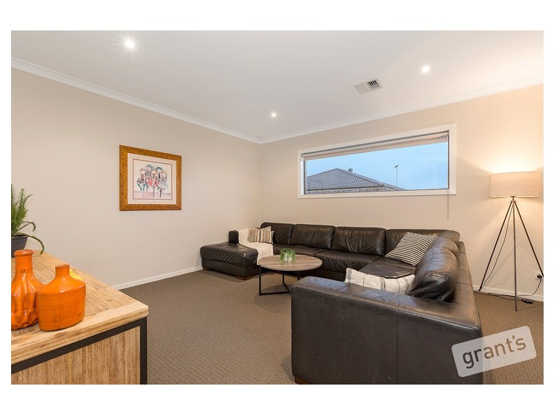 23 Pioneer Way, Officer VIC 3809