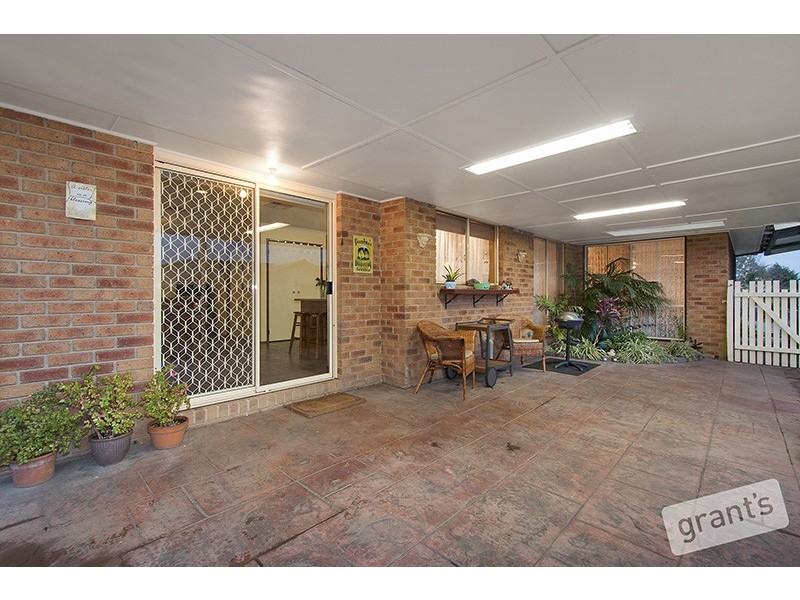 80 Bellevue Drive, Berwick VIC 3806