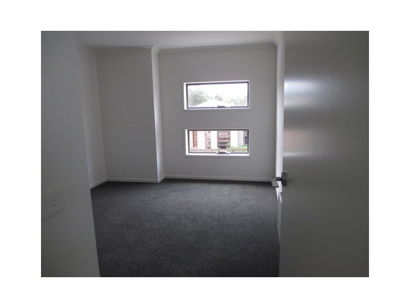 28 Kooyong Close, Officer VIC 3809