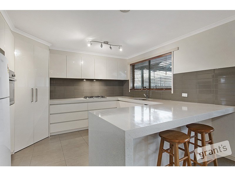 21 Shaftsbury Avenue, Berwick VIC 3806