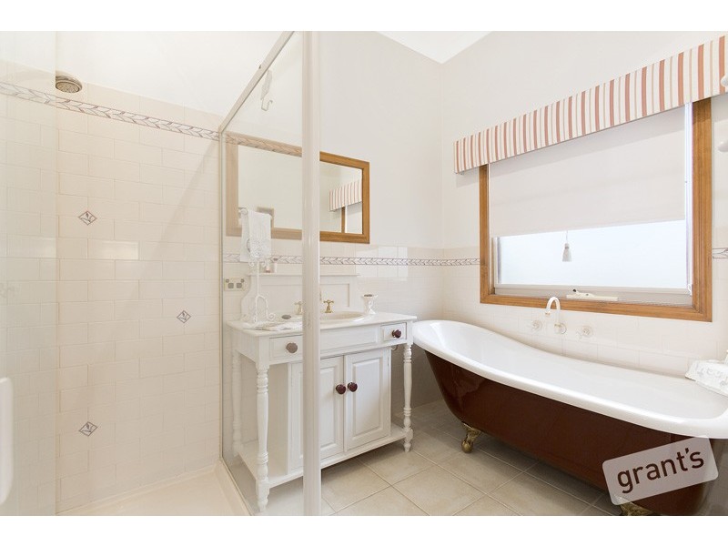 13 Kenny Court, Berwick VIC 3806