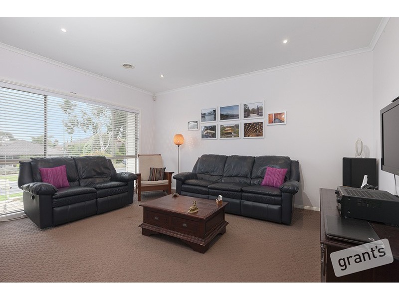 5 Hillandale Rise, Berwick VIC 3806