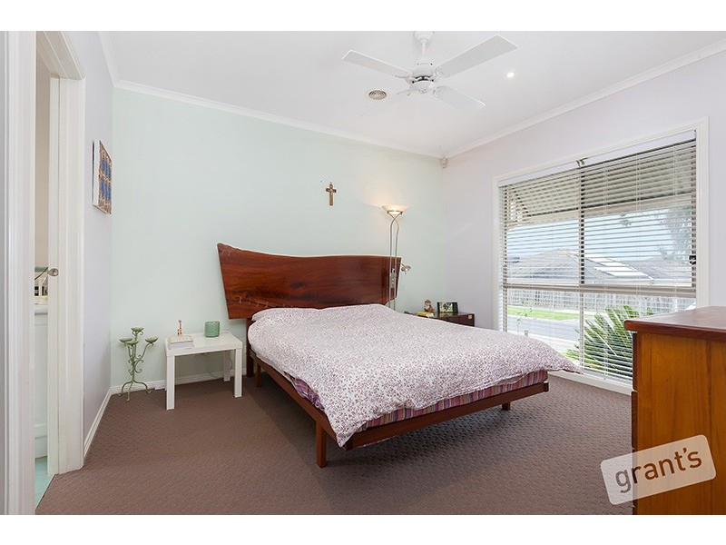 5 Hillandale Rise, Berwick VIC 3806