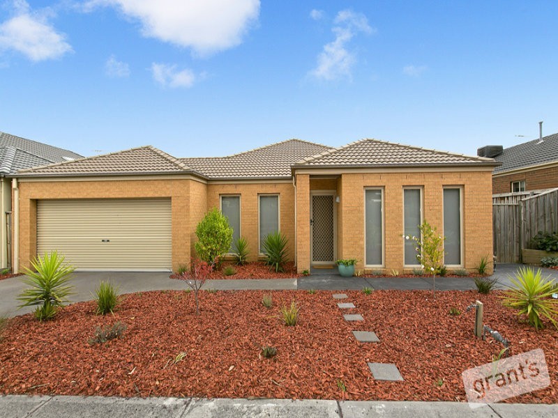 19 Monarch Road, Berwick VIC 3806