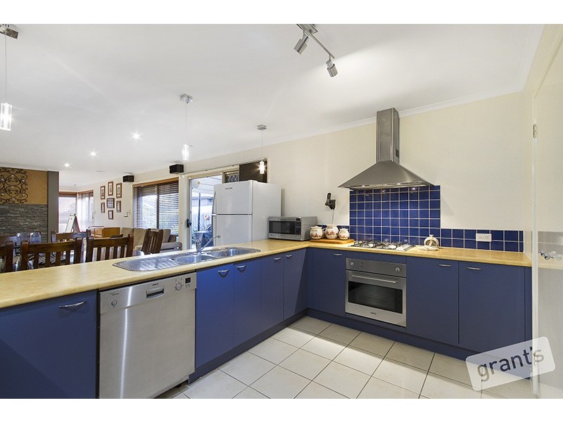 59 Caversham Terrace, Lynbrook VIC 3975