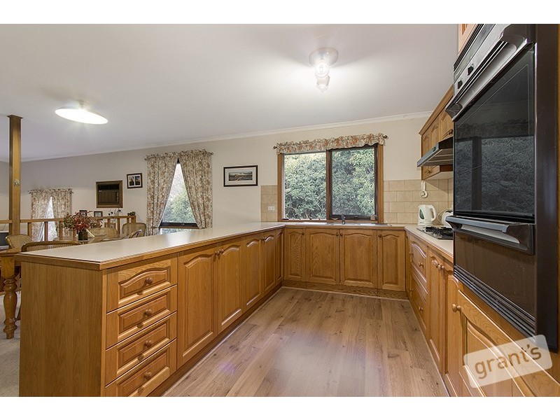 6 Alsop Lane, Berwick VIC 3806