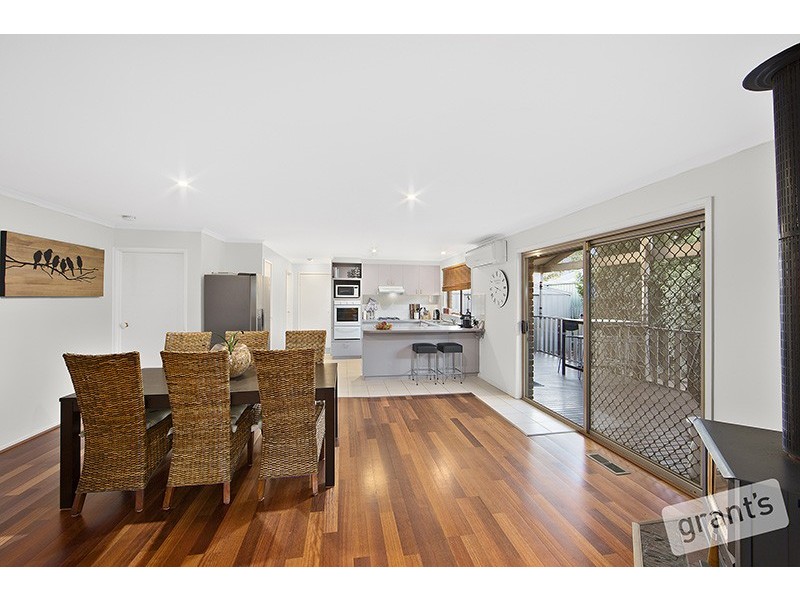 24 Jericho Court, Berwick VIC 3806