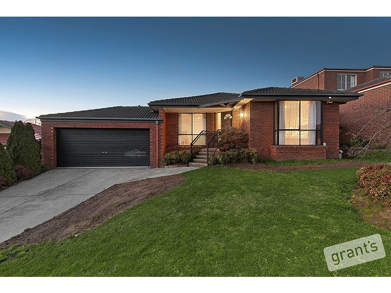 11 Diamond Court, Narre Warren North VIC 3804