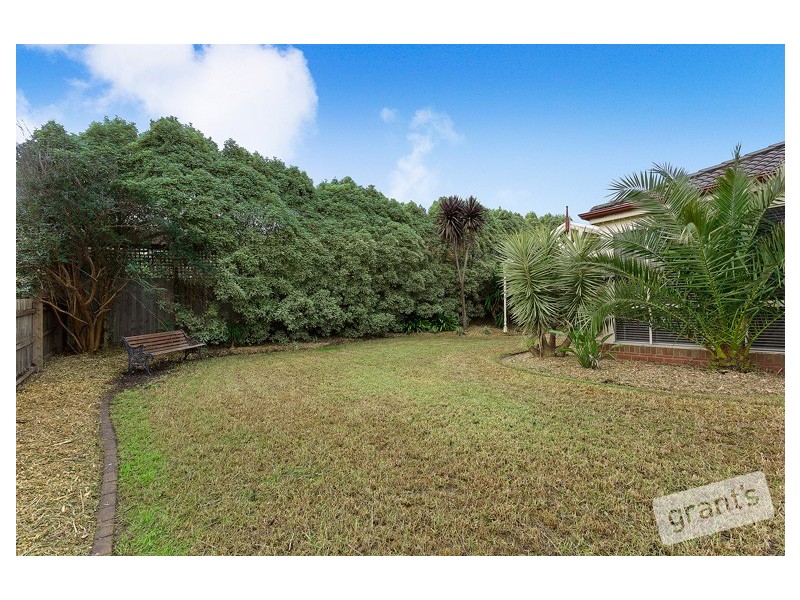 6 Hillandale Rise, Berwick VIC 3806