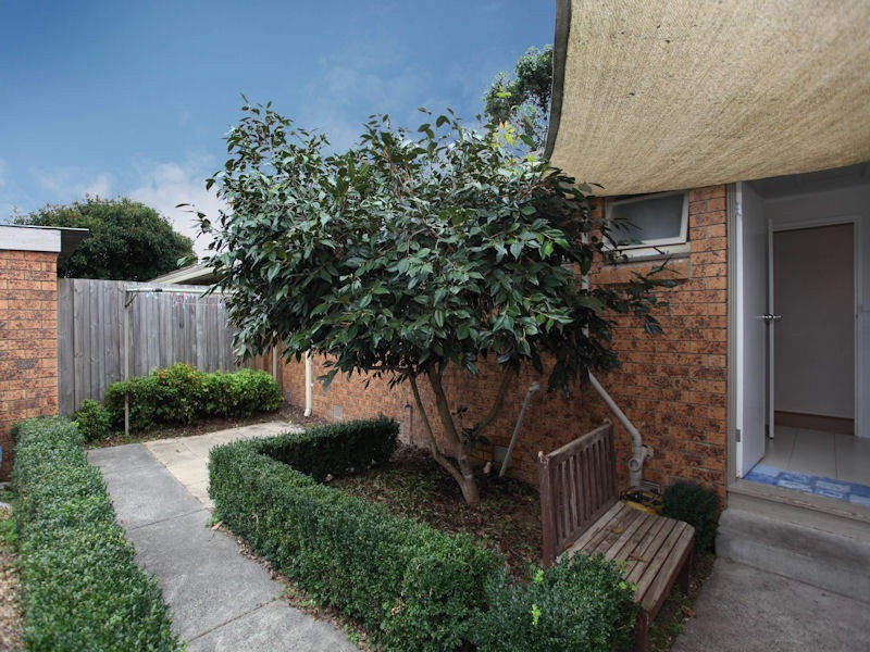 1/38-40 Woods Street, Beaconsfield VIC 3807