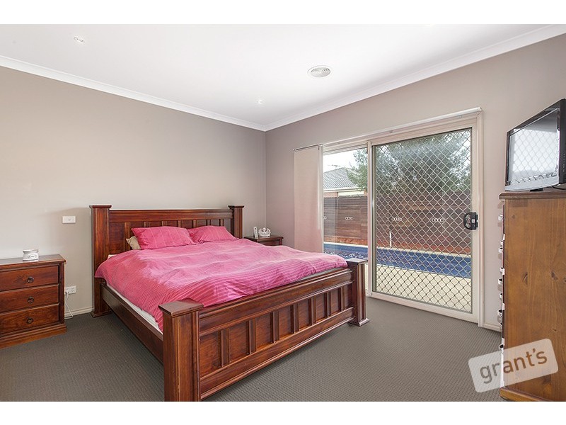 6 Jianni Way, Berwick VIC 3806