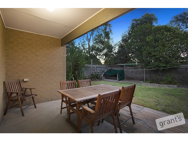 49 Pommel Street, Pakenham VIC 3810