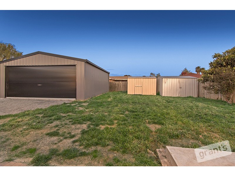 14 Willunga Court, Berwick VIC 3806