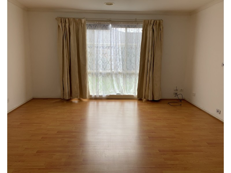 25 Bellevue Drive, Berwick VIC 3806