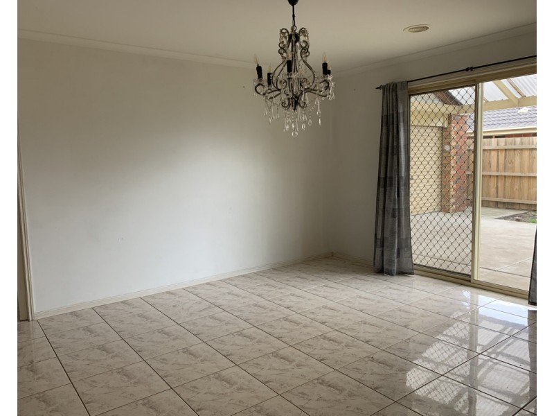 25 Bellevue Drive, Berwick VIC 3806