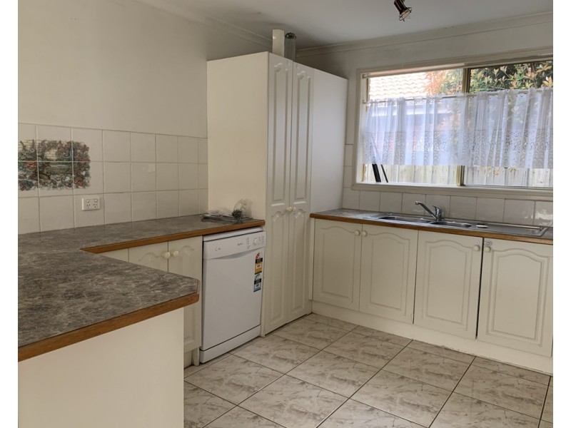 25 Bellevue Drive, Berwick VIC 3806