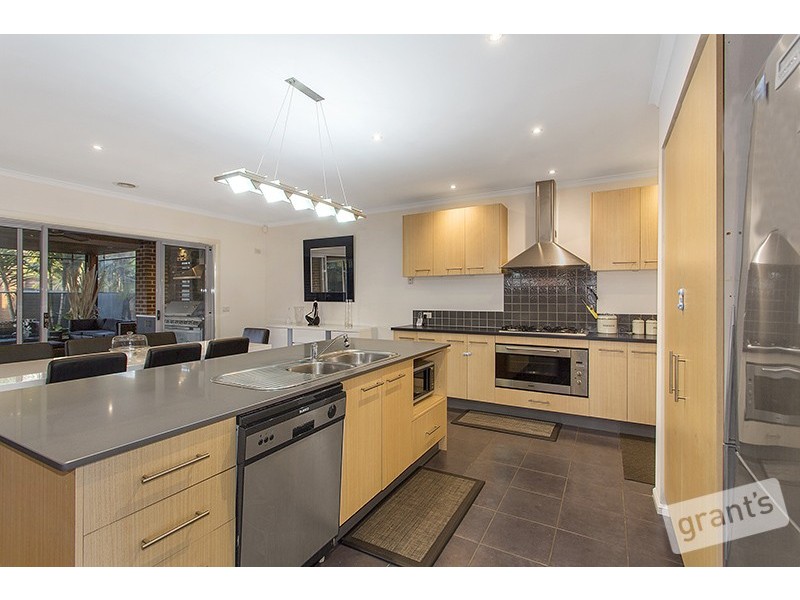 36 Jack William Way, Berwick VIC 3806