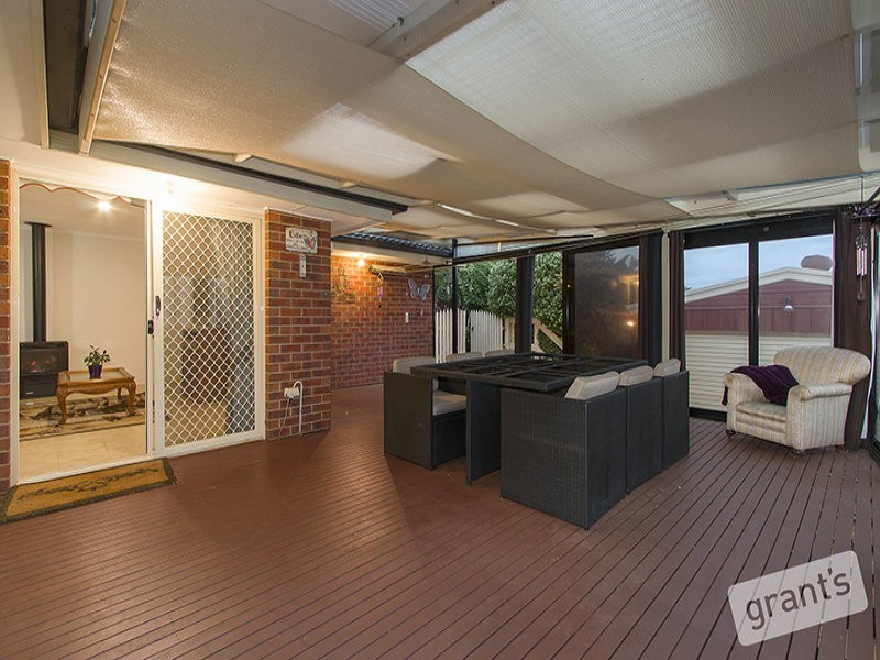 16 Hillrise Court, Pakenham VIC 3810