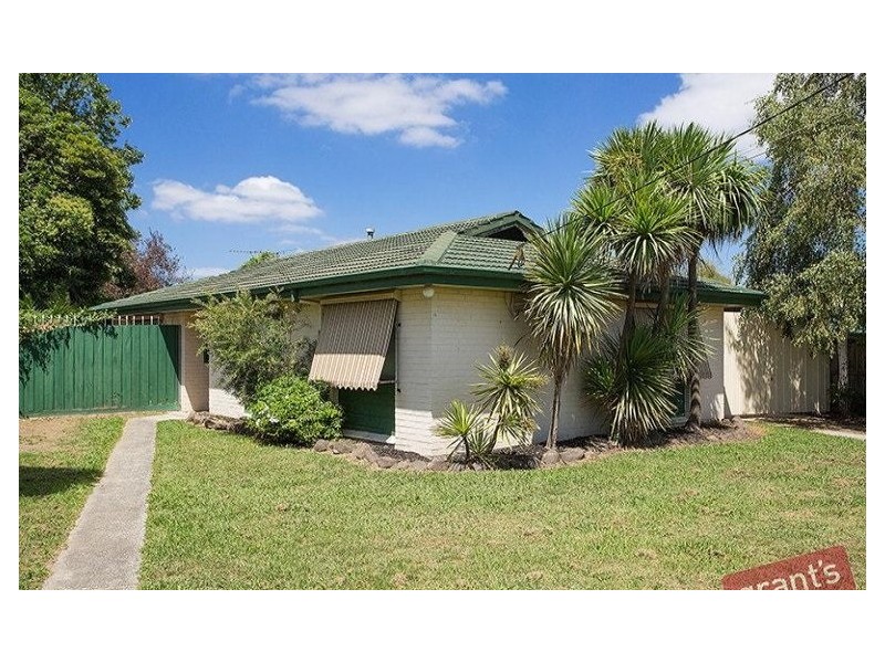 15 Strawbent Rise, Narre Warren VIC 3805