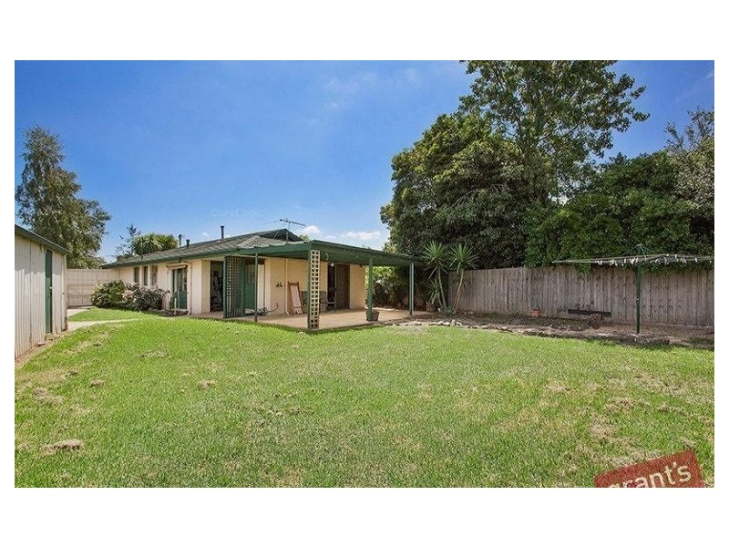 15 Strawbent Rise, Narre Warren VIC 3805