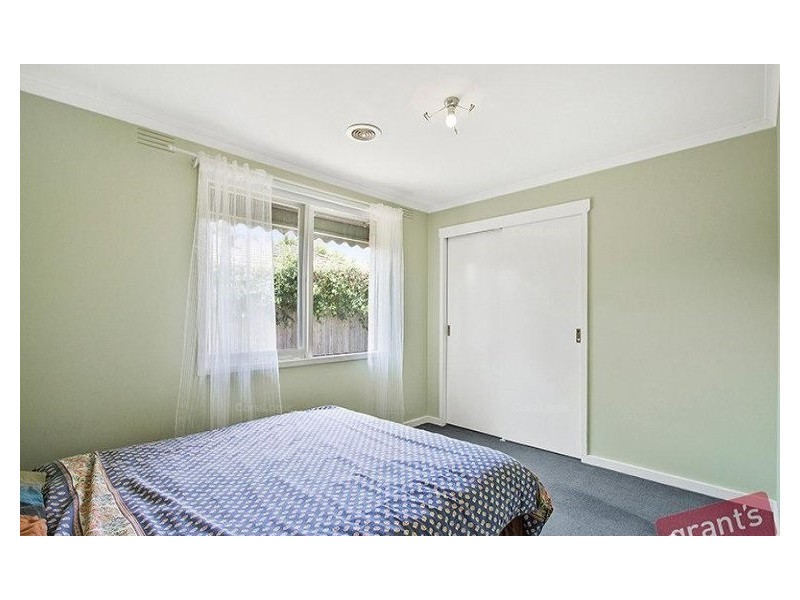 15 Strawbent Rise, Narre Warren VIC 3805