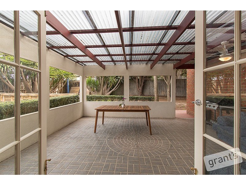 6 Ferncroft Court, Berwick VIC 3806