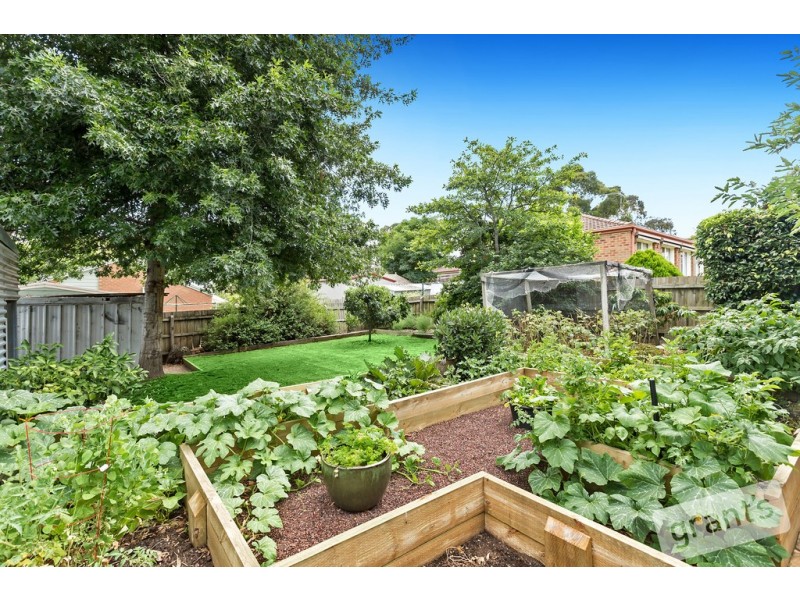 26 Adelaide Close, Berwick VIC 3806