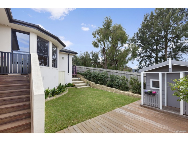 22 Glendale Crescent, Berwick VIC 3806