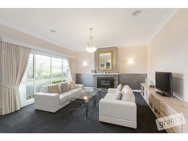 5 Mansell Court, Berwick VIC 3806