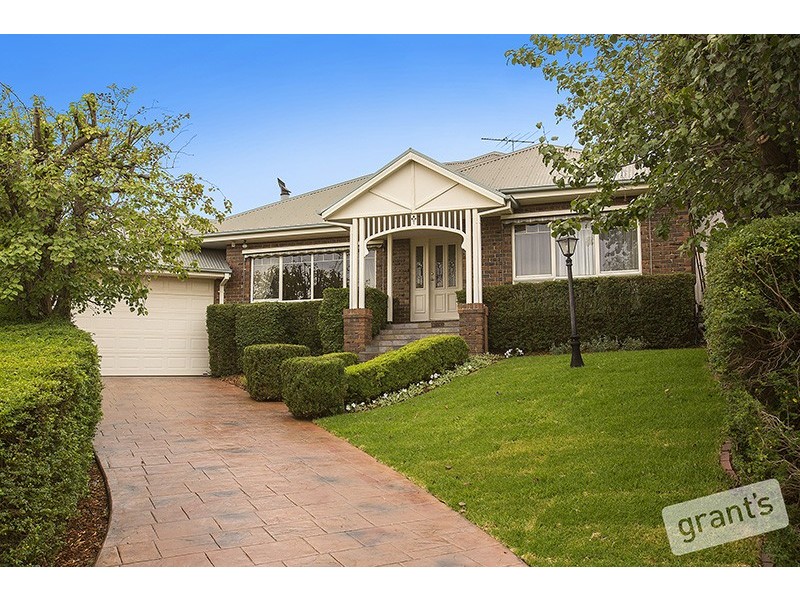 5 Mansell Court, Berwick VIC 3806