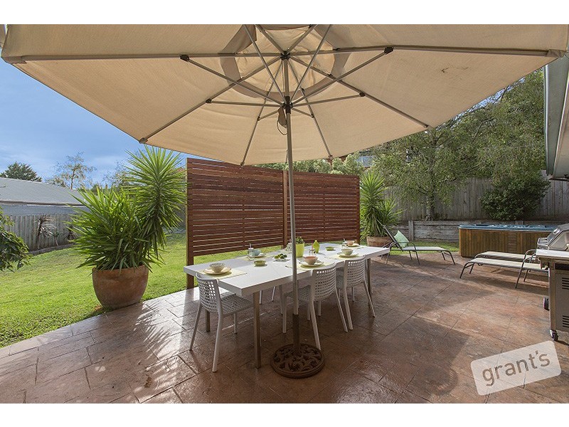 5 Mansell Court, Berwick VIC 3806