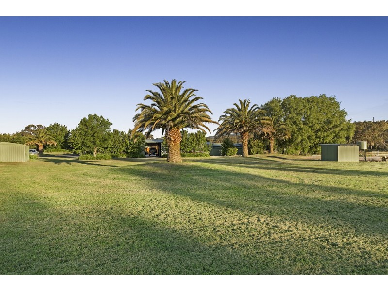 580 Belgrave Hallam Road, Narre Warren East VIC 3804