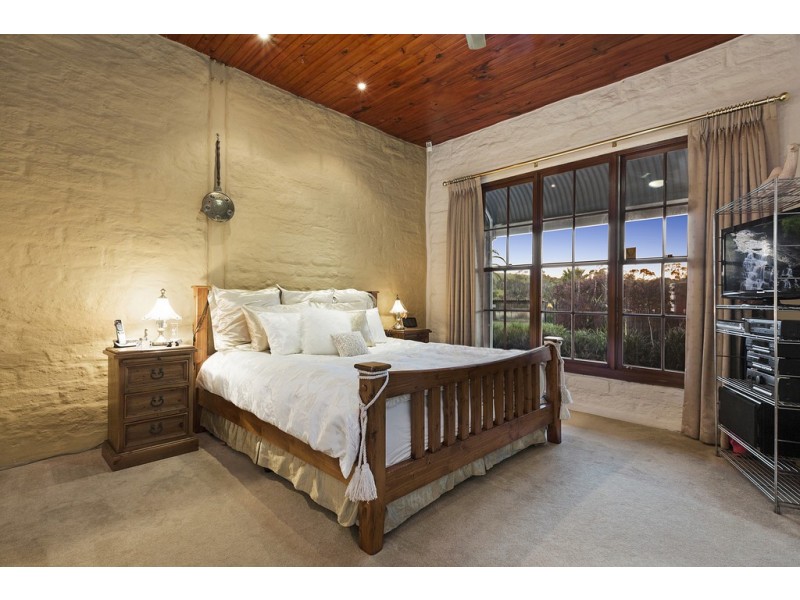 580 Belgrave Hallam Road, Narre Warren East VIC 3804