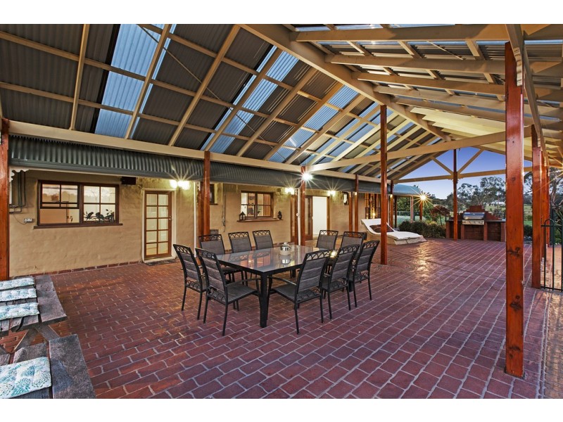 580 Belgrave Hallam Road, Narre Warren East VIC 3804