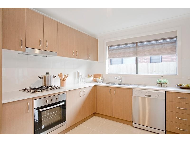 5 Pasadena Boulevard, Clyde VIC 3978