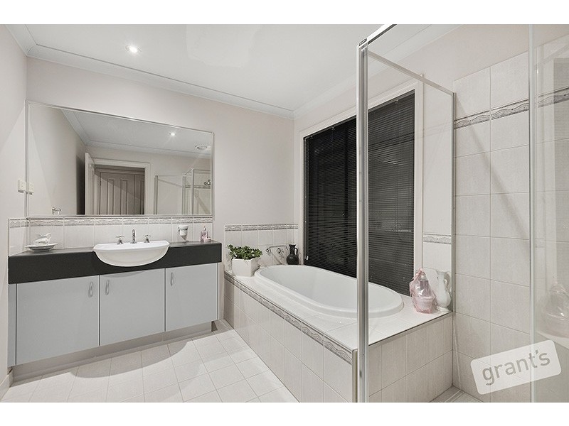 26 Woods Point Drive, Beaconsfield VIC 3807