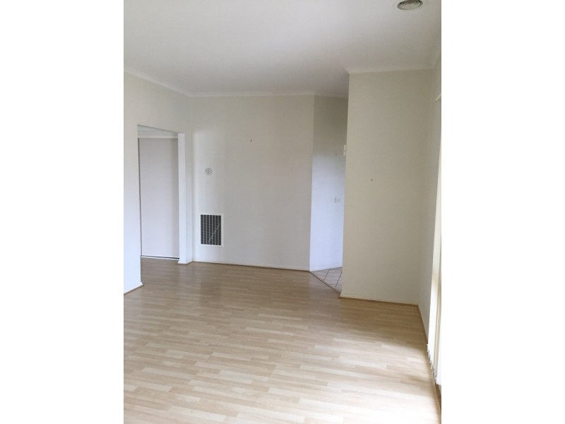 2 Campion Walk, Lynbrook VIC 3975