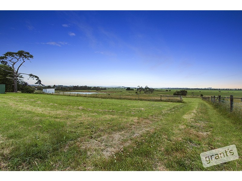 114 Ryan Road, Pakenham VIC 3810
