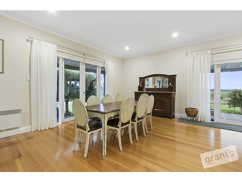 114 Ryan Road, Pakenham VIC 3810