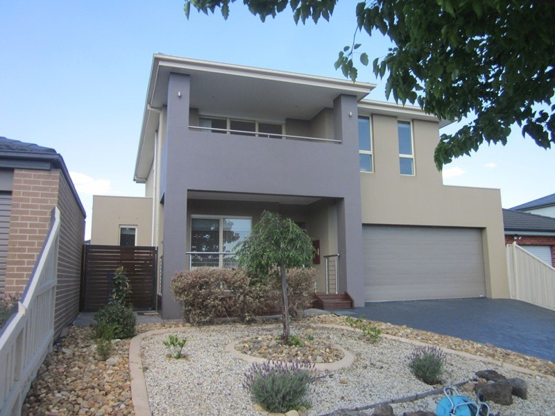 66 Ridgemont Drive, Berwick VIC 3806