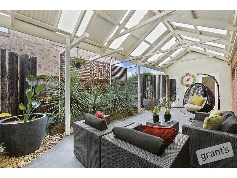 8 Montmorency Avenue, Berwick VIC 3806