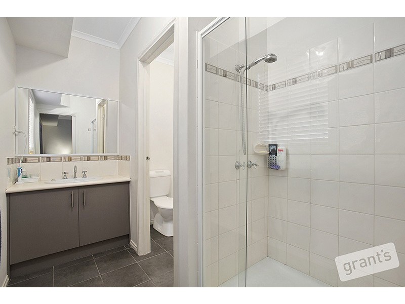 63 Glenview Rise, Berwick VIC 3806