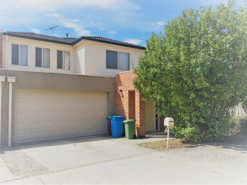 14 Melzak Way, Berwick VIC 3806