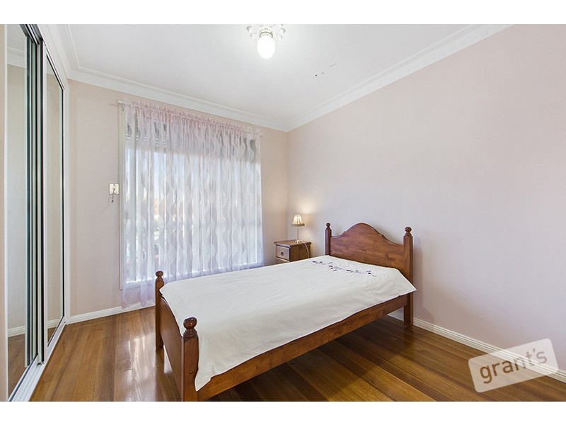 2/24 Purdy Avenue, Dandenong VIC 3175