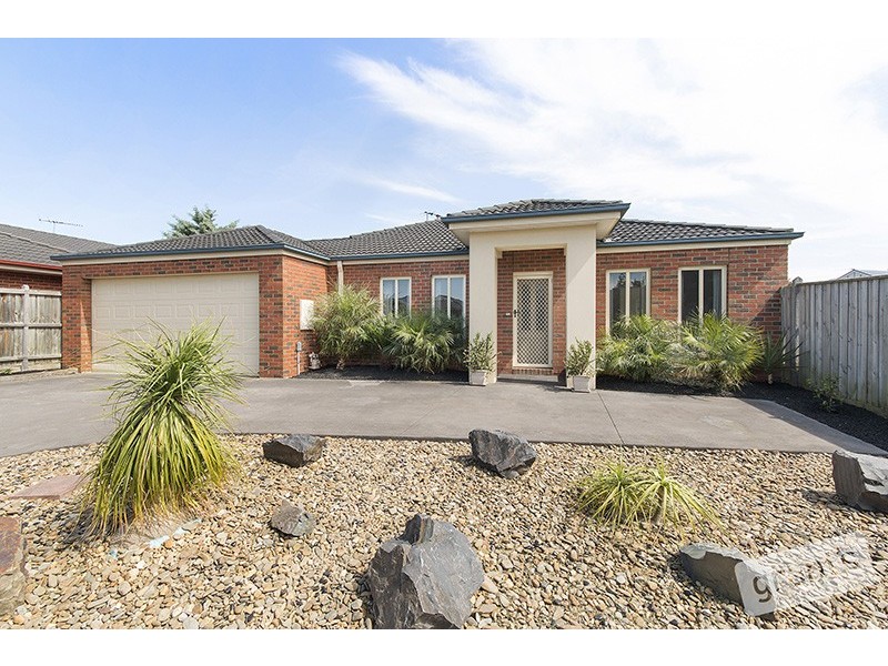 13 Vaucluse Street, Berwick VIC 3806
