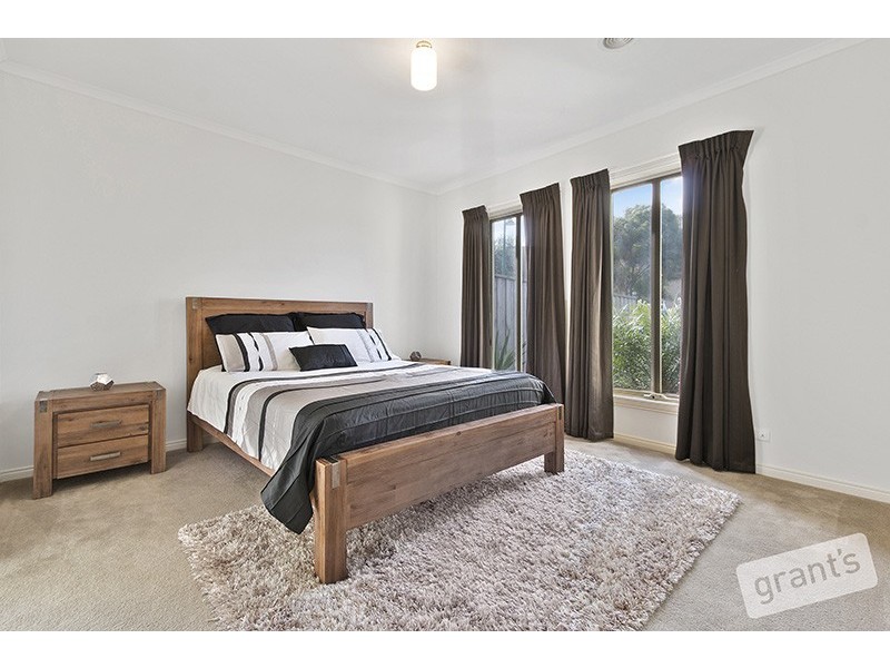 13 Vaucluse Street, Berwick VIC 3806
