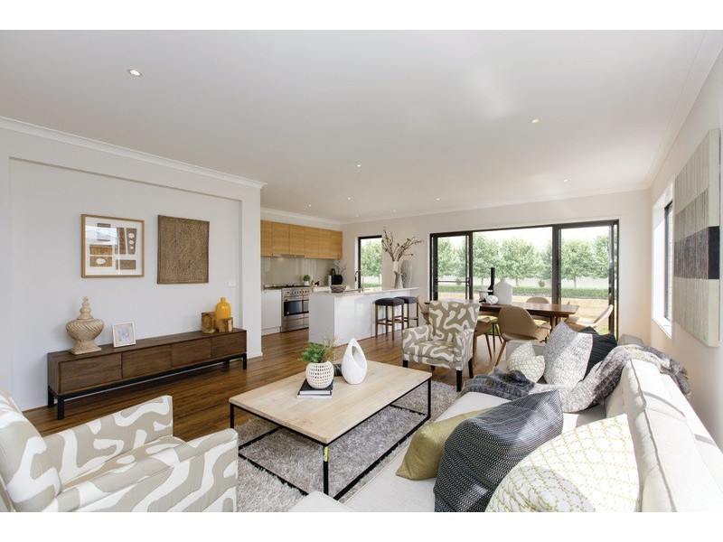 25 Cassandra Court, Berwick VIC 3806