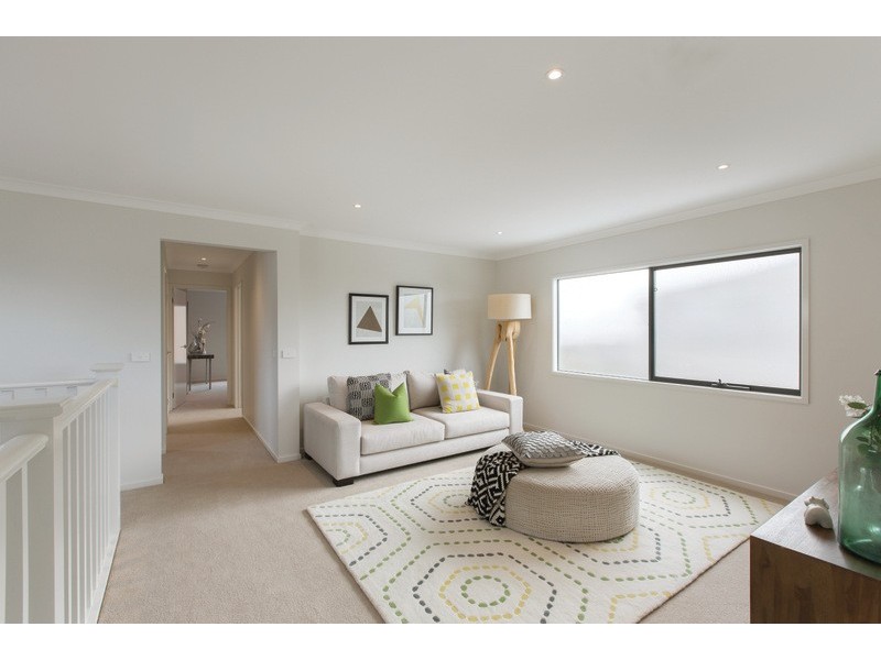 25 Cassandra Court, Berwick VIC 3806