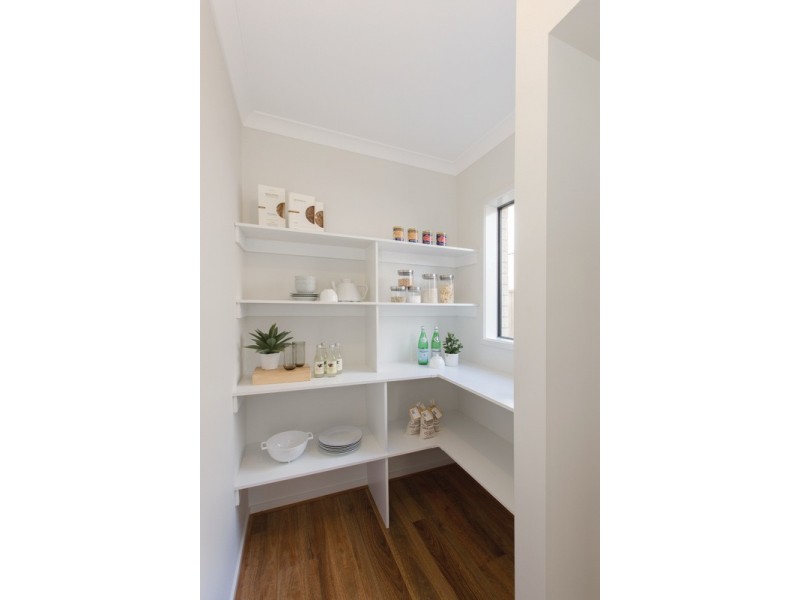 27 Cassandra Court, Berwick VIC 3806